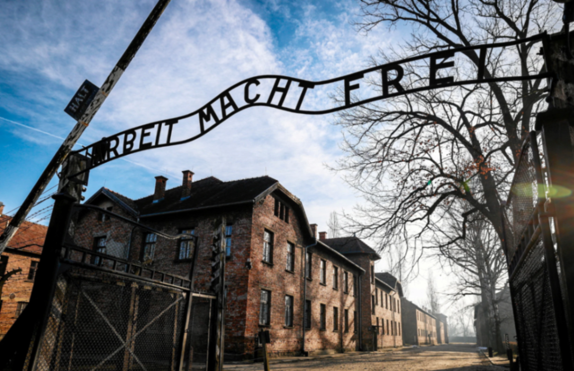 De ingang van Auschwitz-Birkenau